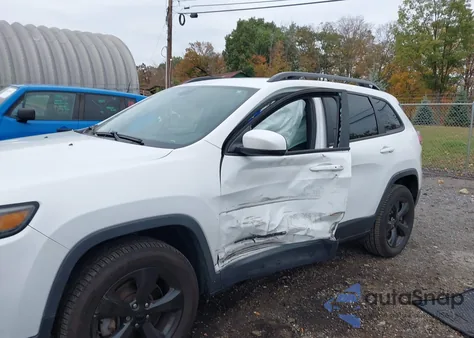 2019 Jeep Cherokee Altitude 4X4 from USA, damaged, VIN 1C4PJMLX1KD420857